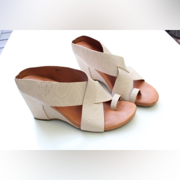 gentle souls Shoes - Gentle souls wedges